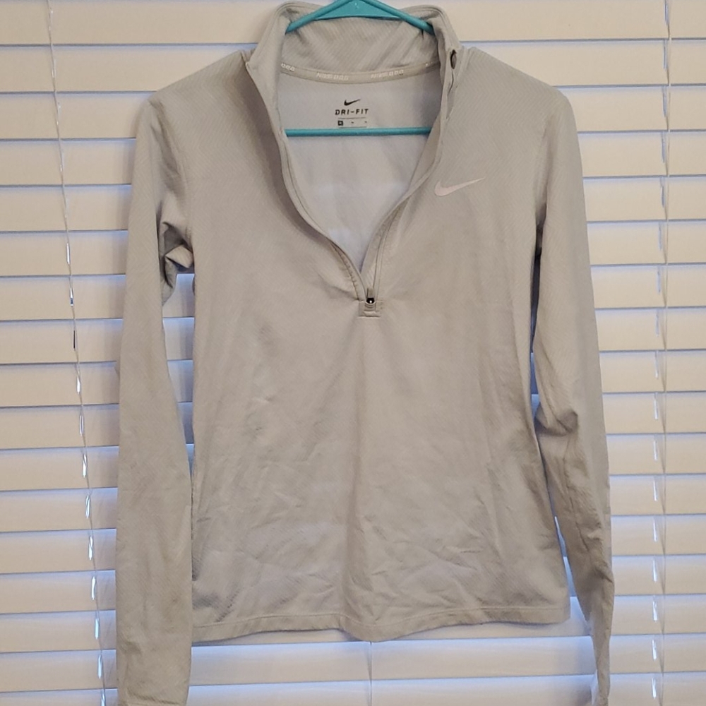 Light blue Nike 1/4 zip M